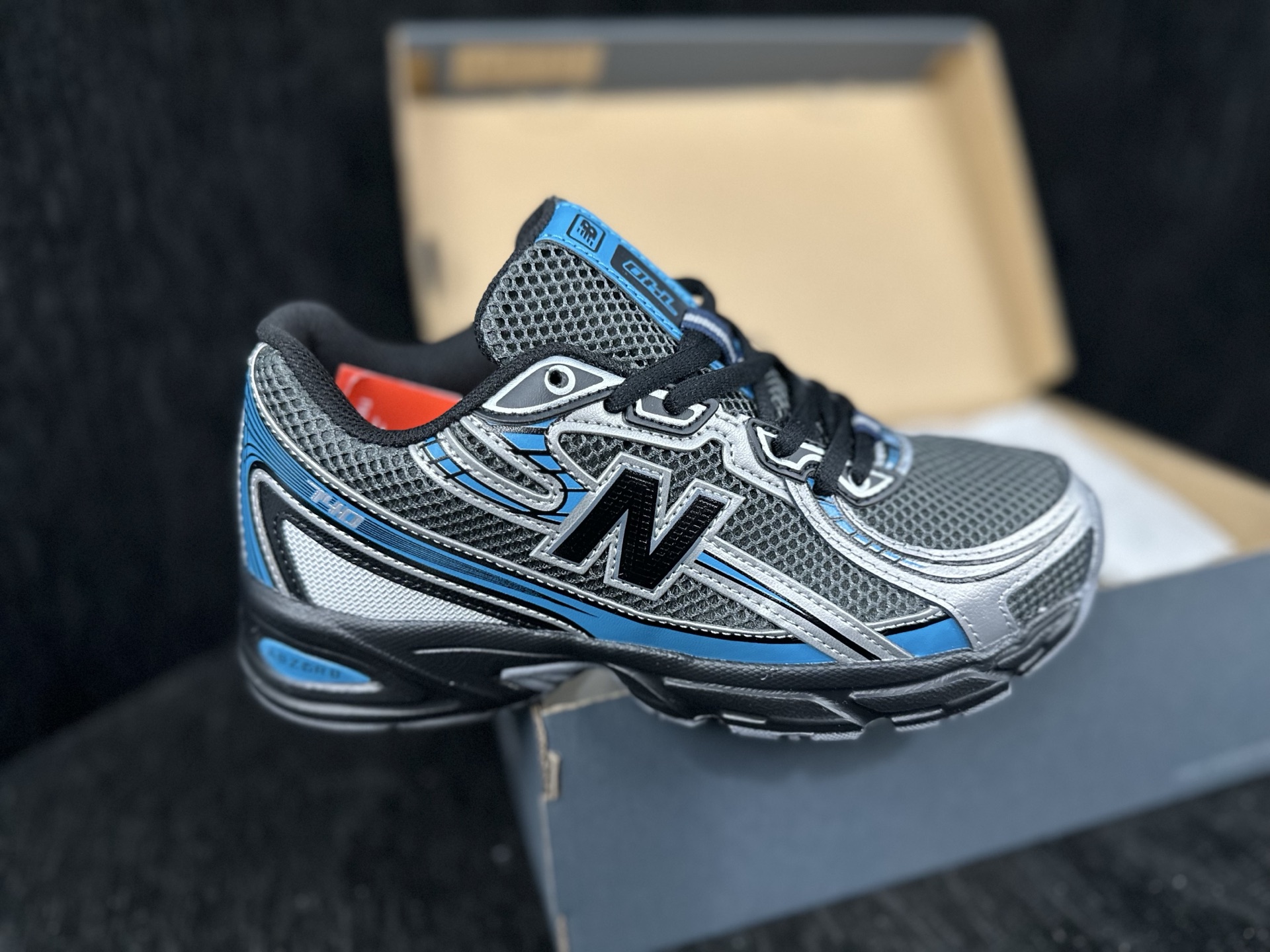 New Balance 740 Retro Runner Multicolor