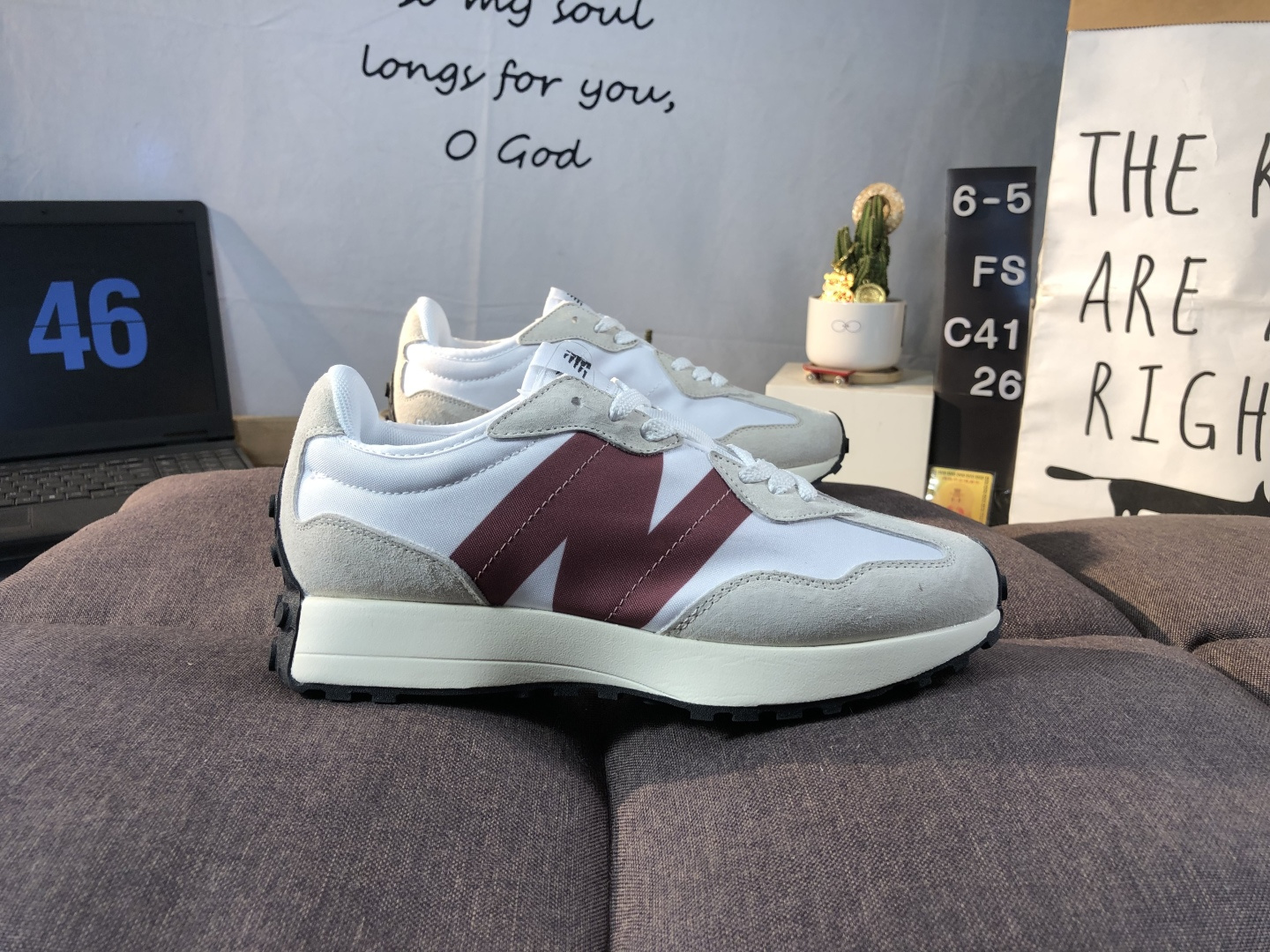 New Balance 327 Retro Runners White/Red