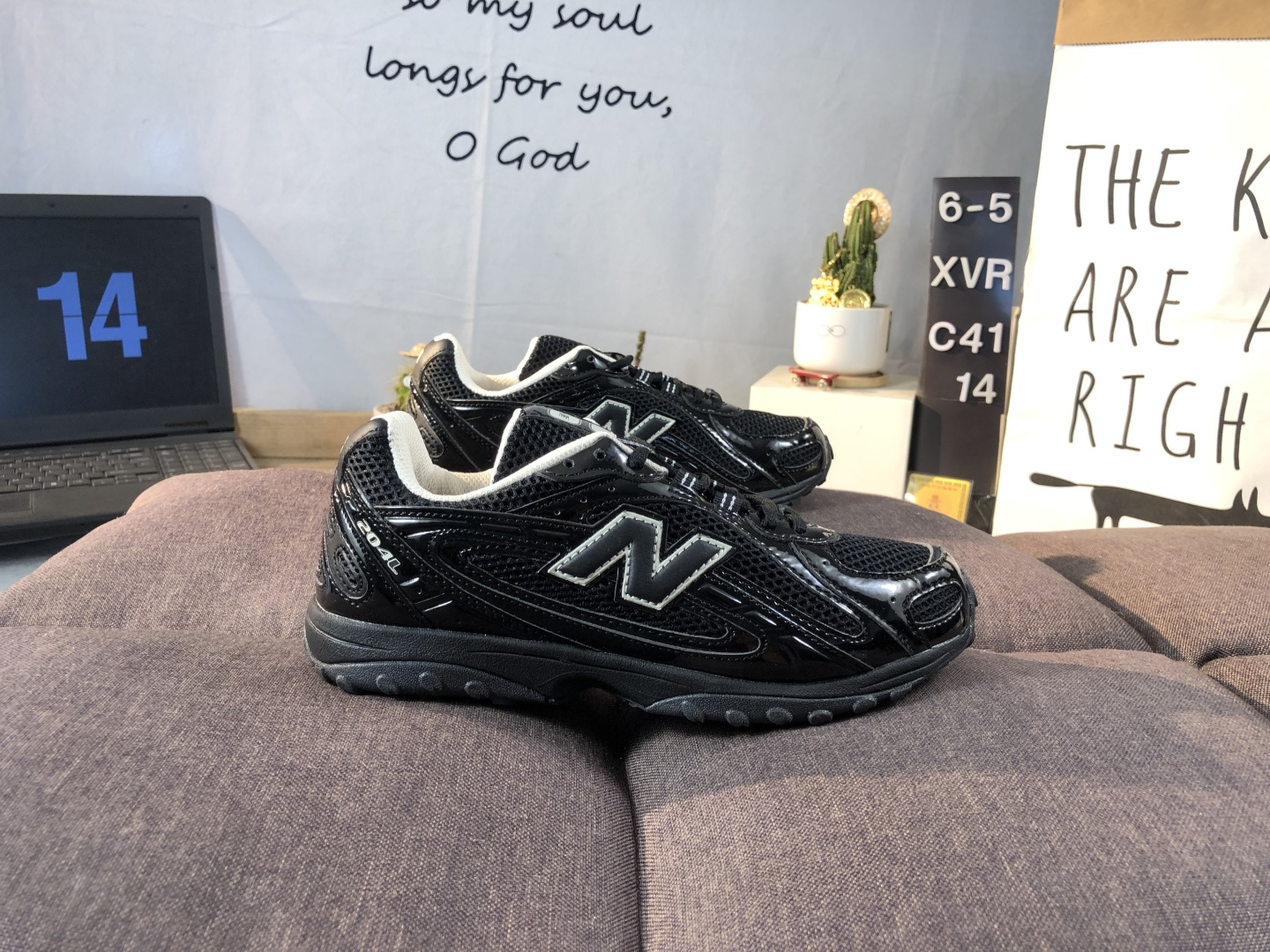 New Balance 204 Retro Dad Sneakers Black