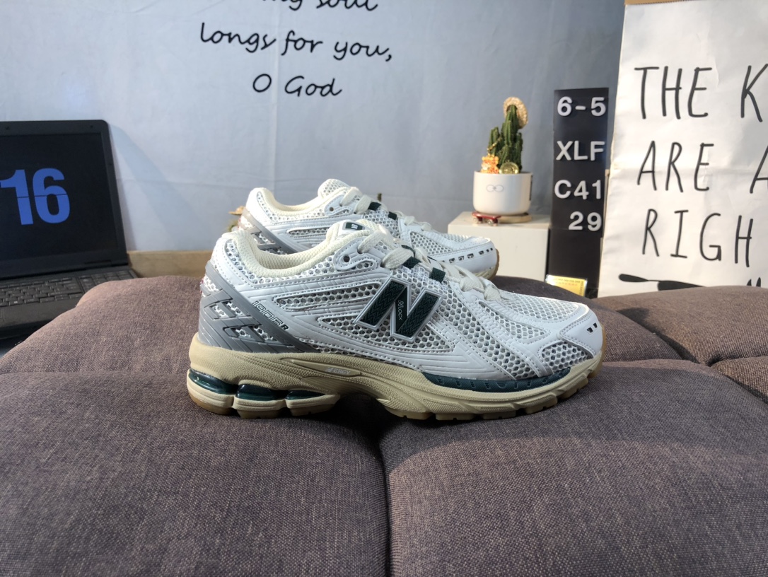 New Balance 1906R Runner White