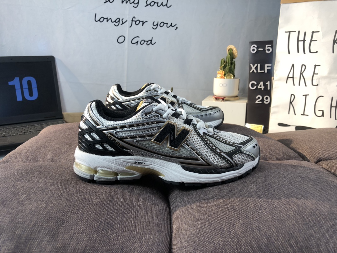 New Balance 1906R Runner Black Silver
