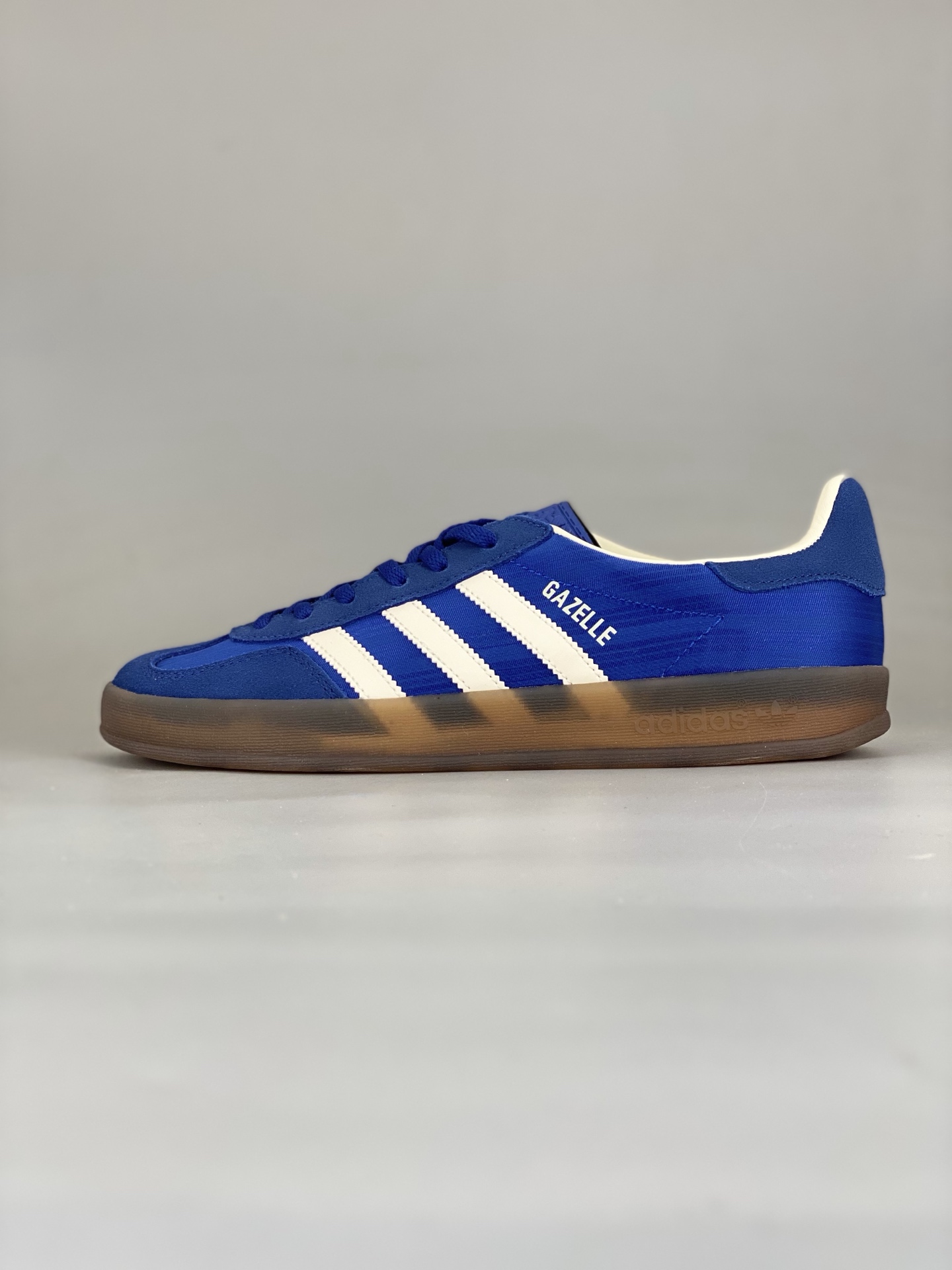 Adidas Gazelle Indoor Gum Blue