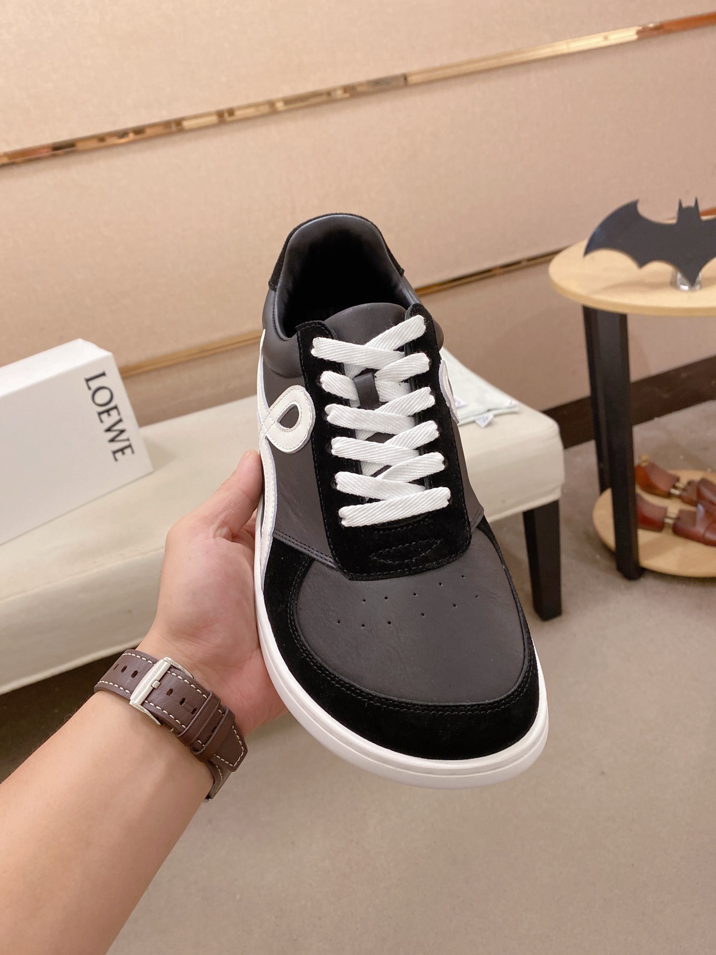 Loewe Trainer Low Sneakers Black/White