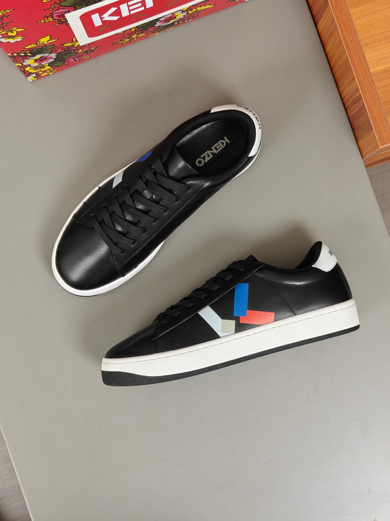 KENZO Leather Low-Top Sneakers Black
