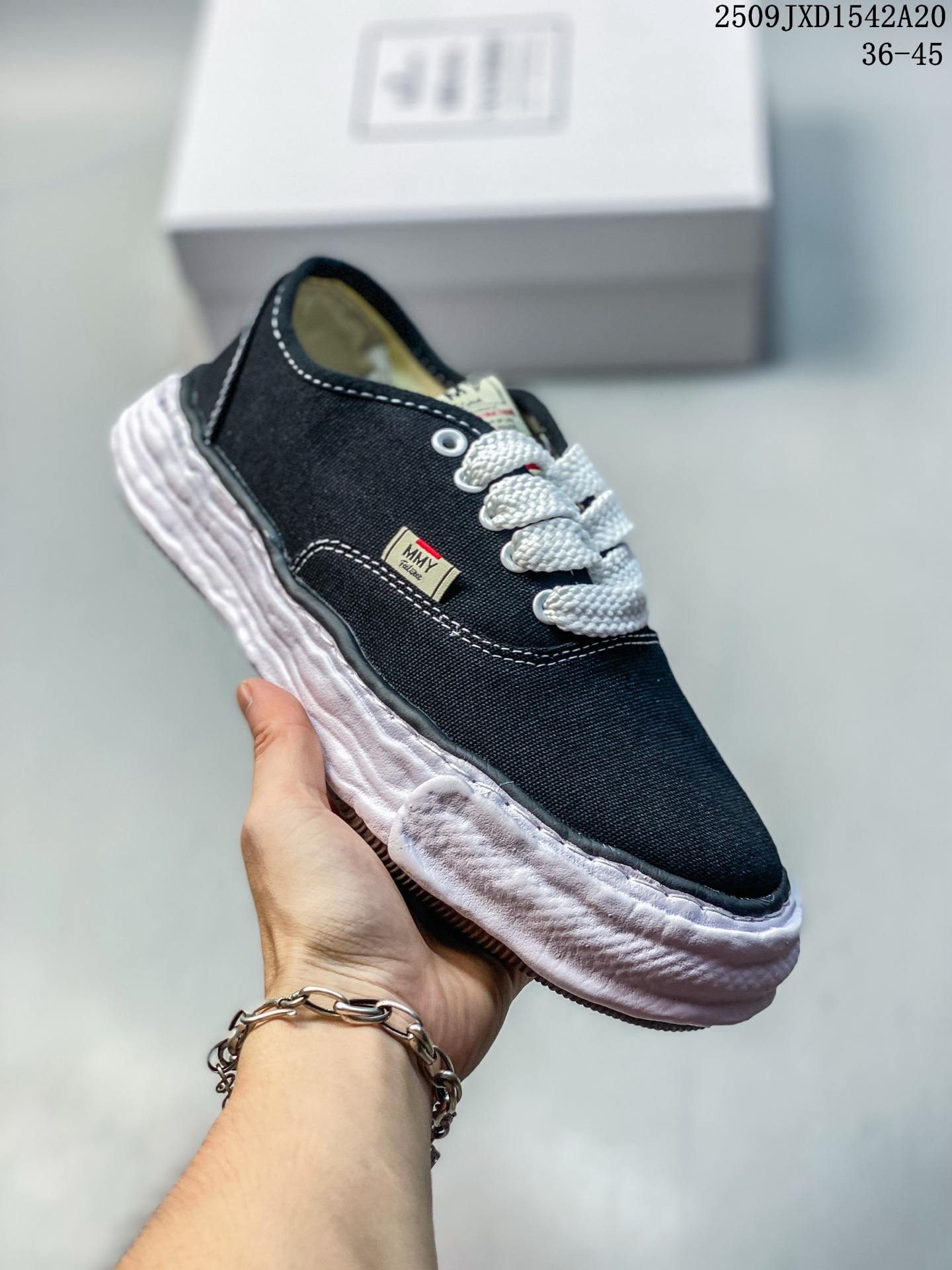 Maison Mihara Yasuhiro Original Sole Canvas Low Sneakers Multicolor