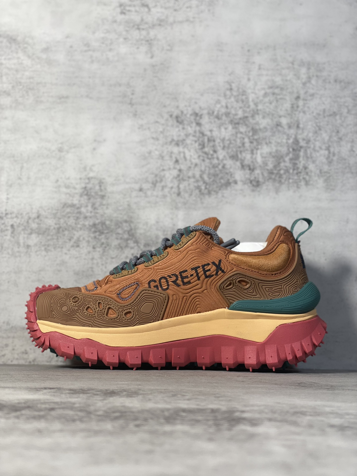 Moncler Trailgrip GTX Sneakers Multicolor