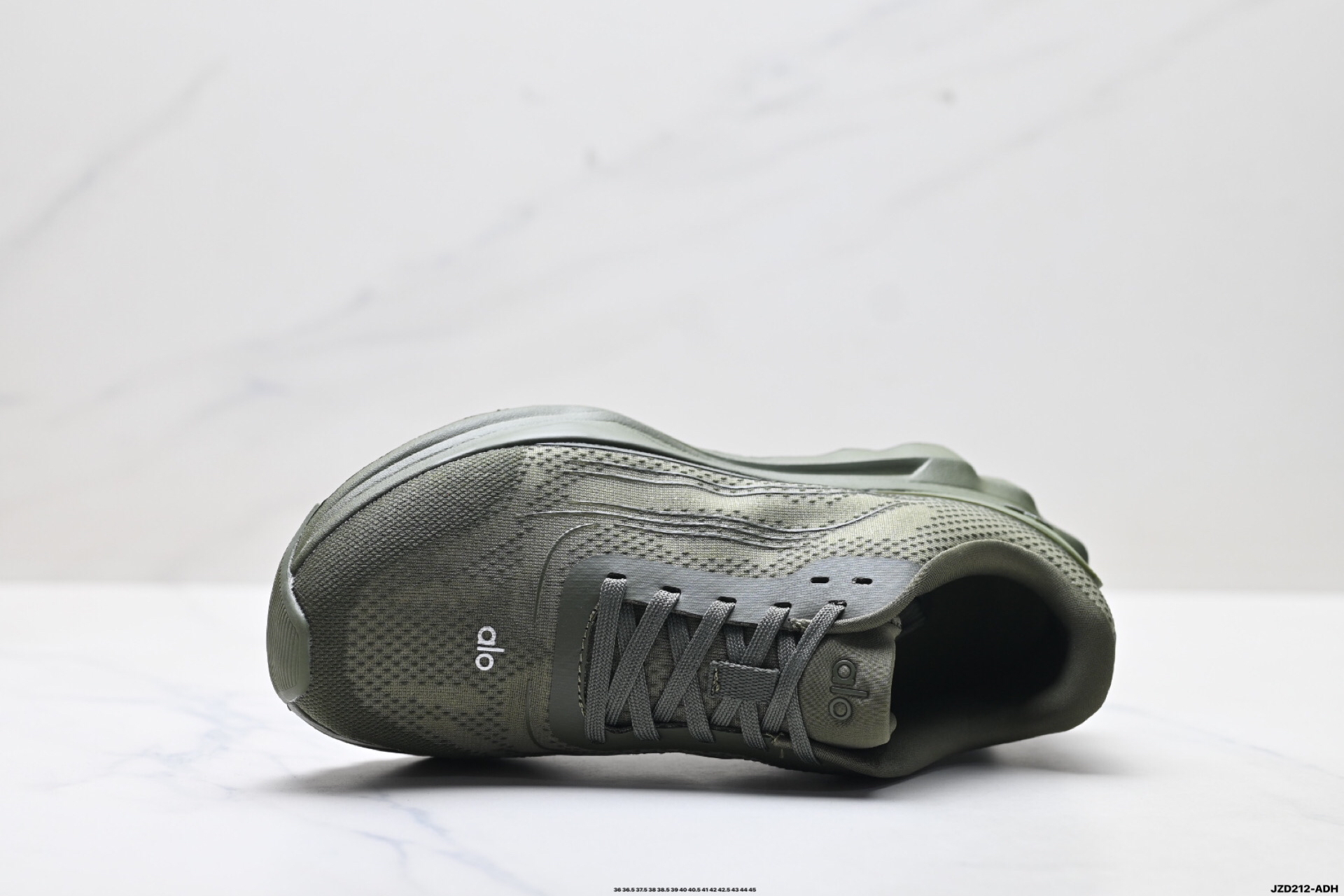 Alo Yoga Alo Runner Mesh Sneakers Olive Green