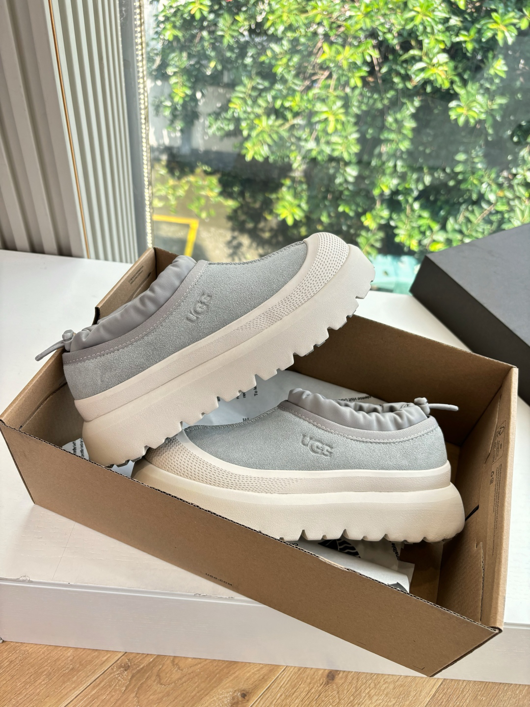 UGG Platform Suede Cozy Mule Grey