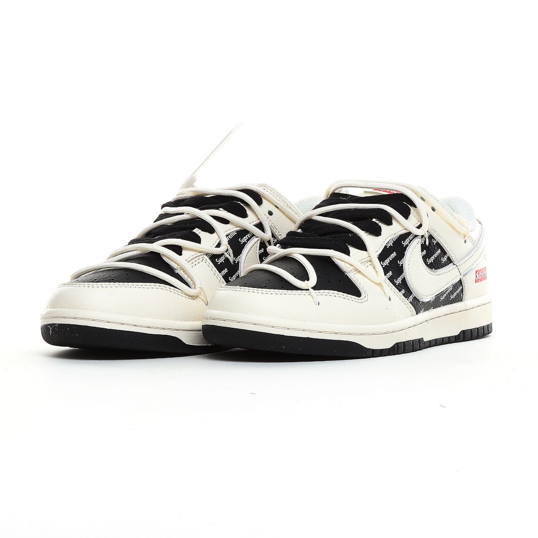 Nike SB Dunk Low Supreme Collab Sneakers Black/White
