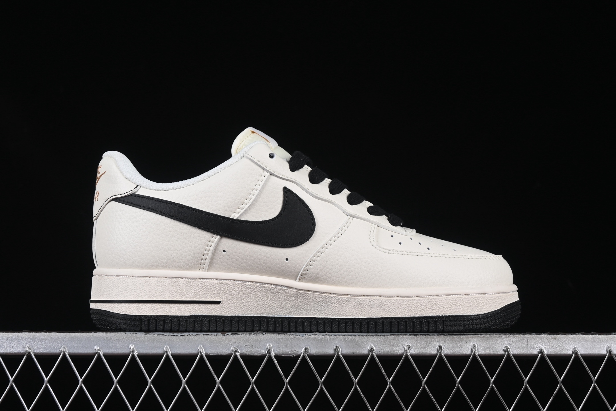 Nike Air Force 1 '07 Stussy Low Sneakers White/Black/Rose Gold