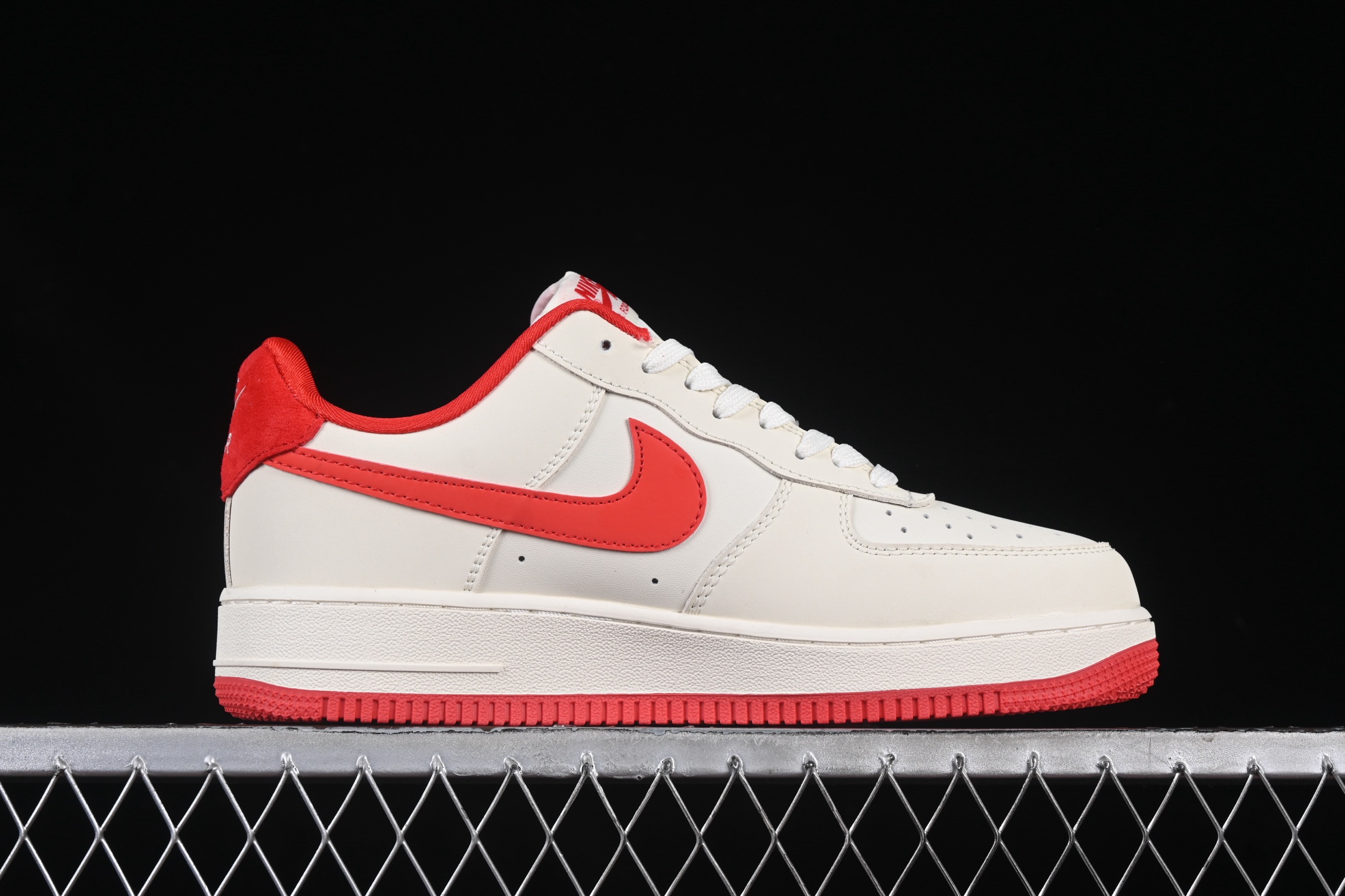 Nike Air Force 1 Low Stussy Collab Sail Red