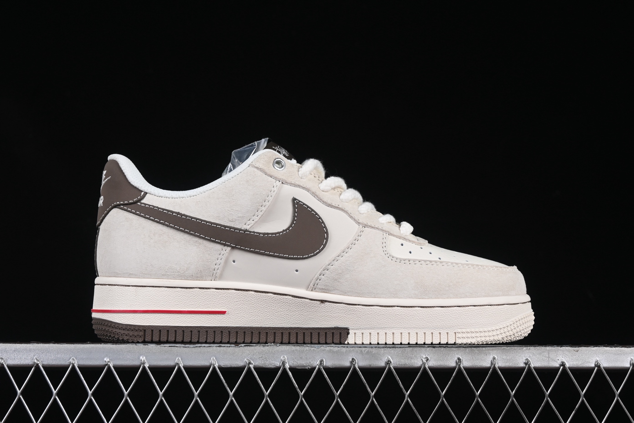 Nike Air Force 1 '07 Low Stussy Collab Sneakers Beige/Brown