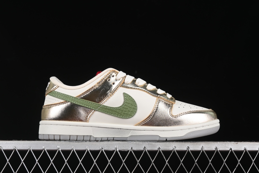 Nike Dunk Low Retro Gold/White