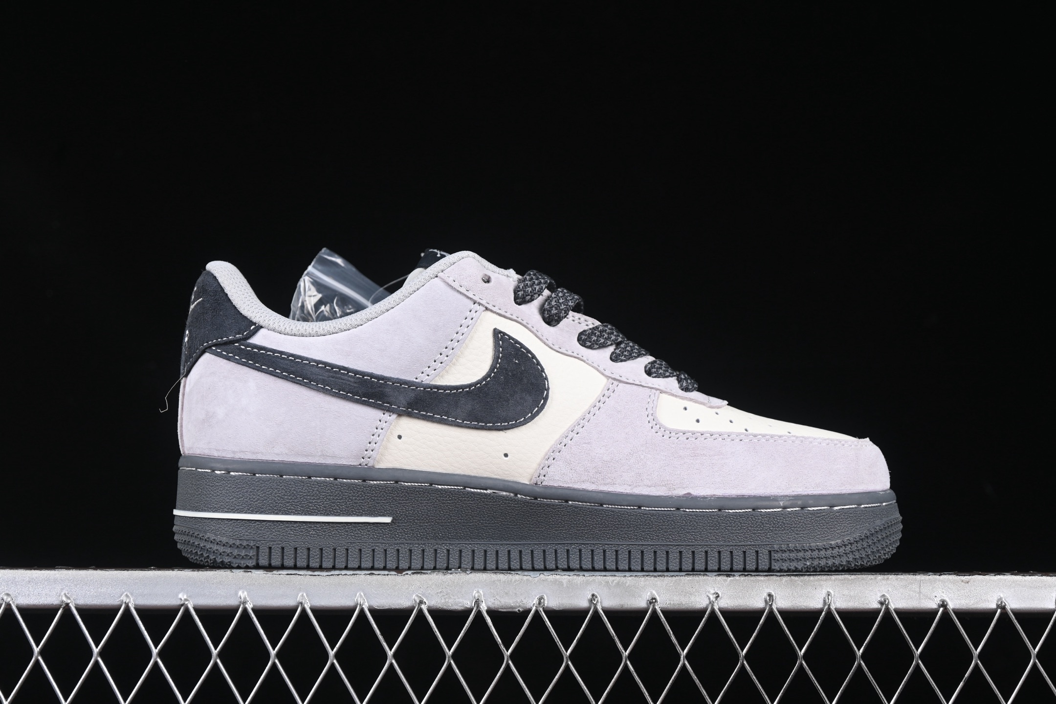 Nike Air Force 1 Low x Stussy Gray Suede Black Sole