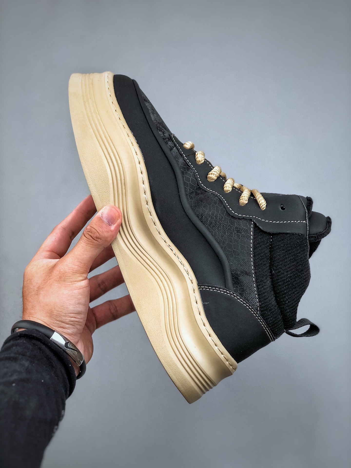 Undefeated x Timberland Fleece-Lined Boots Black/Tan