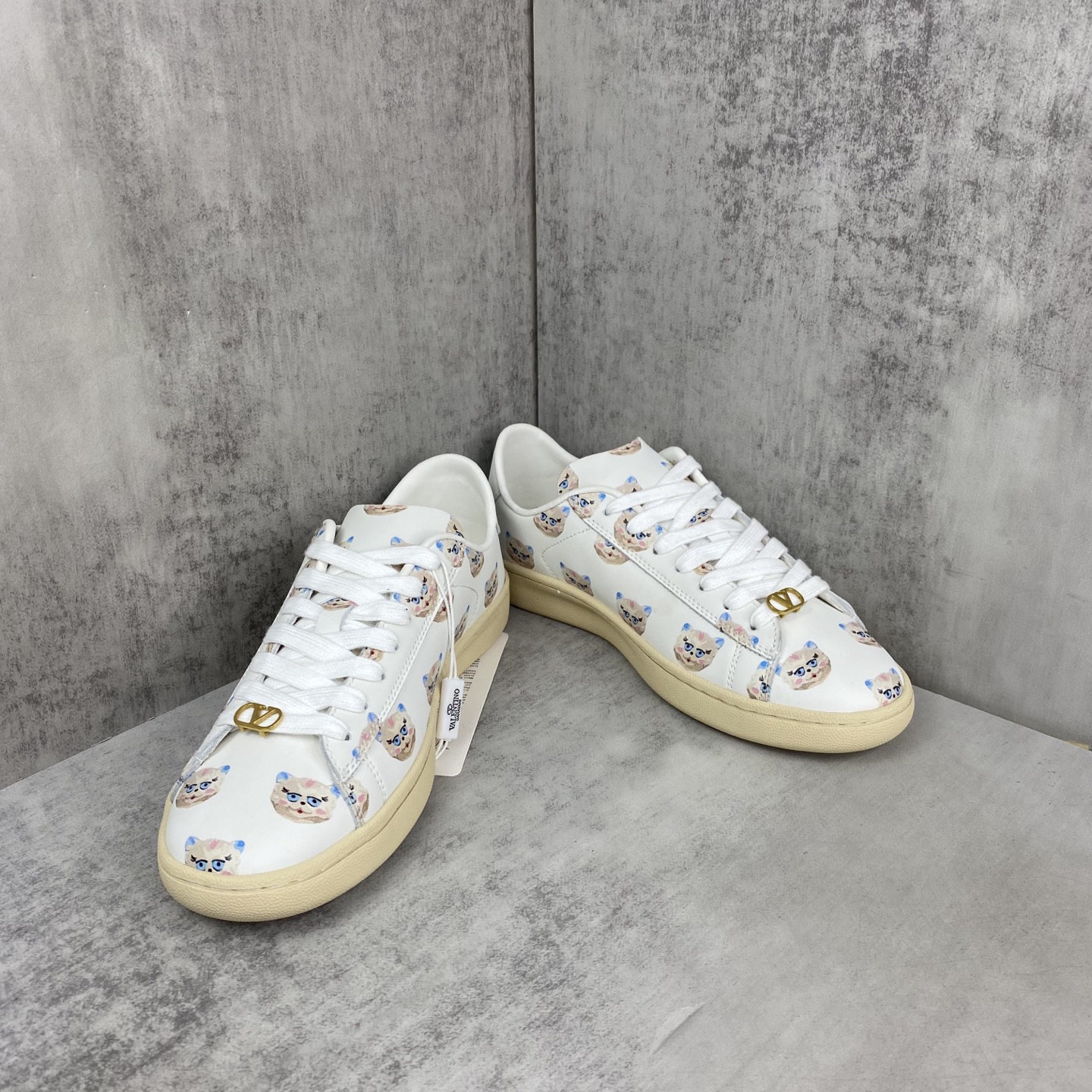 Valentino Low-Top Cat Print Sneakers White