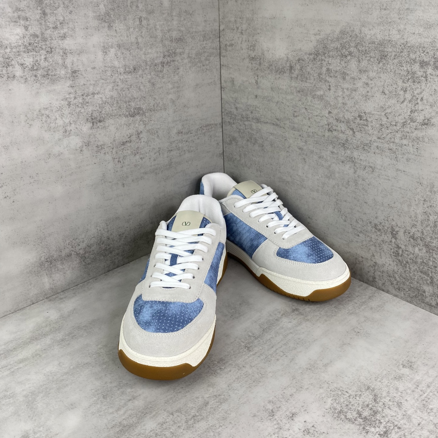 Valentino Joie de Jouer Platform Sneakers Blue