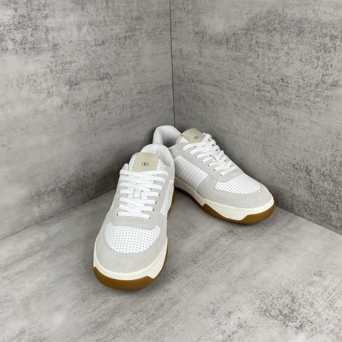 Valentino Garavani Joie de Jouer Platform Sneakers White/Beige