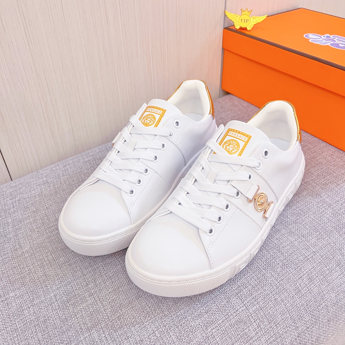 Versace Leather Low-Top Sneakers White/Gold