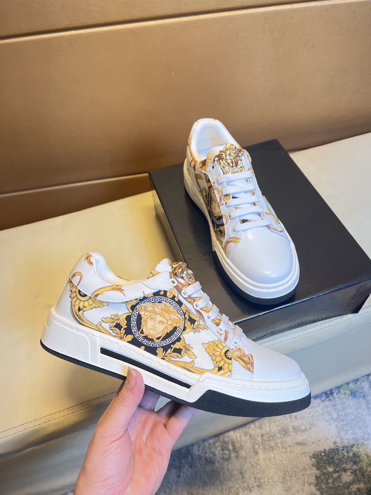 Versace Baroque Medusa Low-Top Sneakers White/Gold