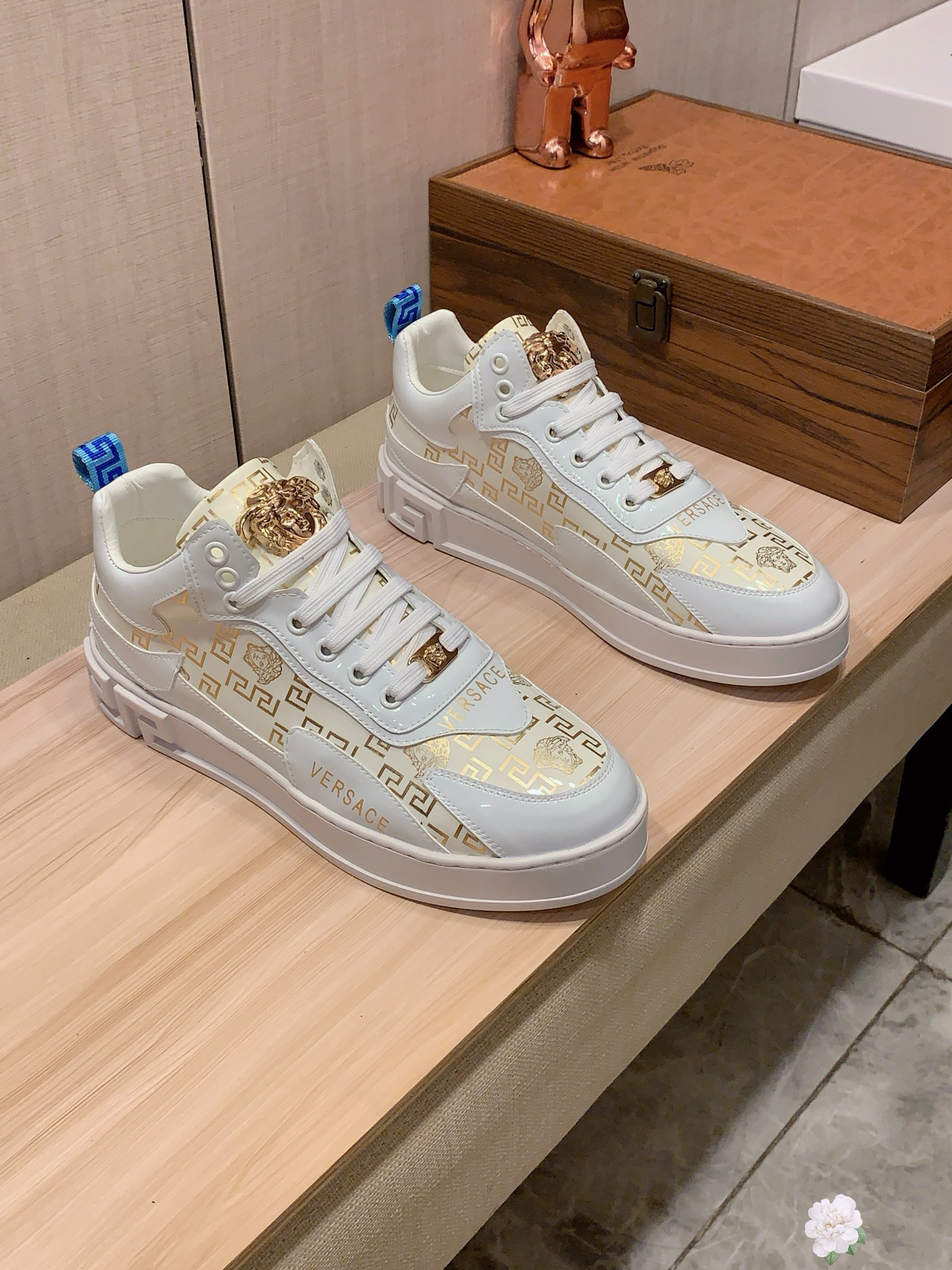 Versace Greca Medusa Low-Top Sneakers Multicolor