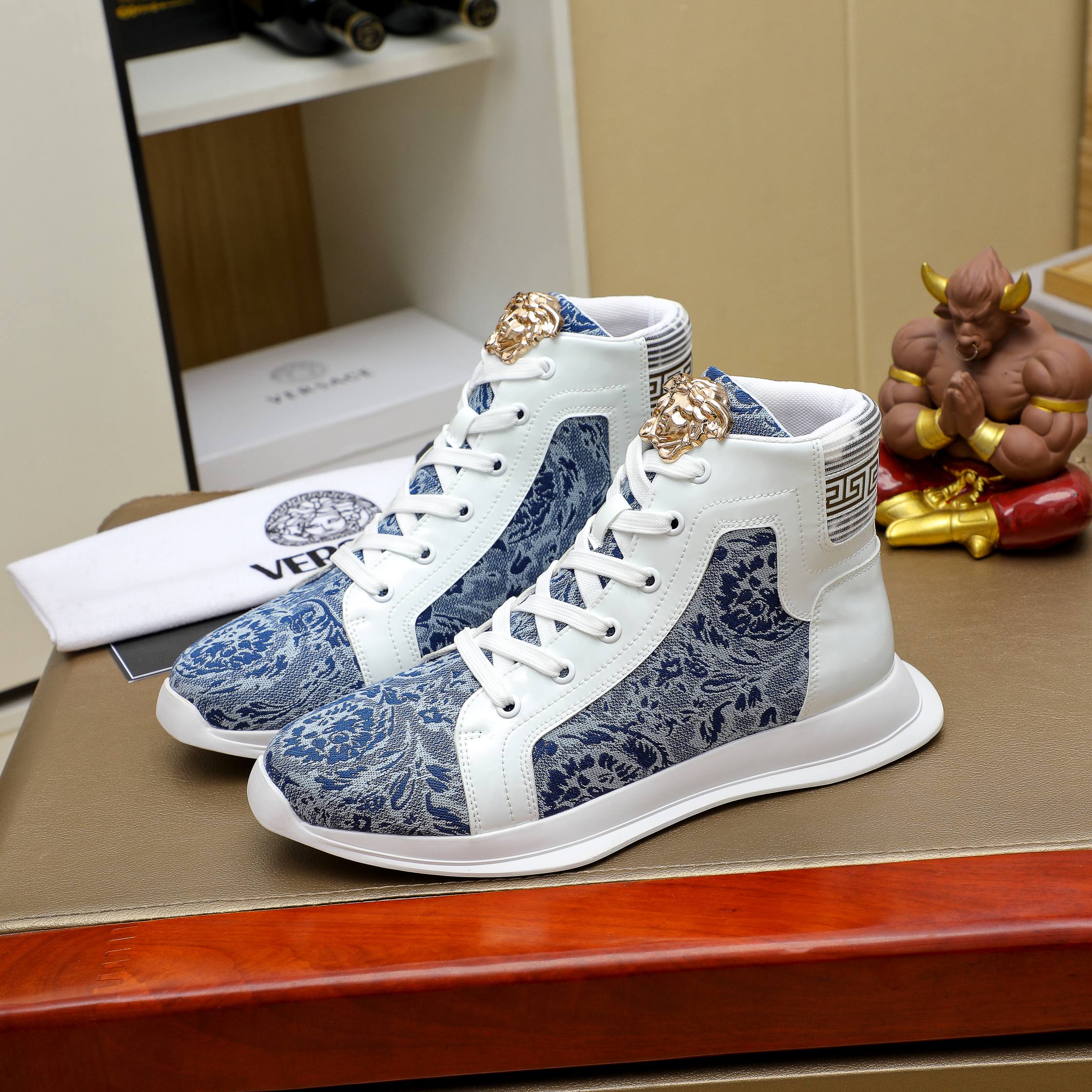 Versace Medusa High-Top Sneakers Blue/White