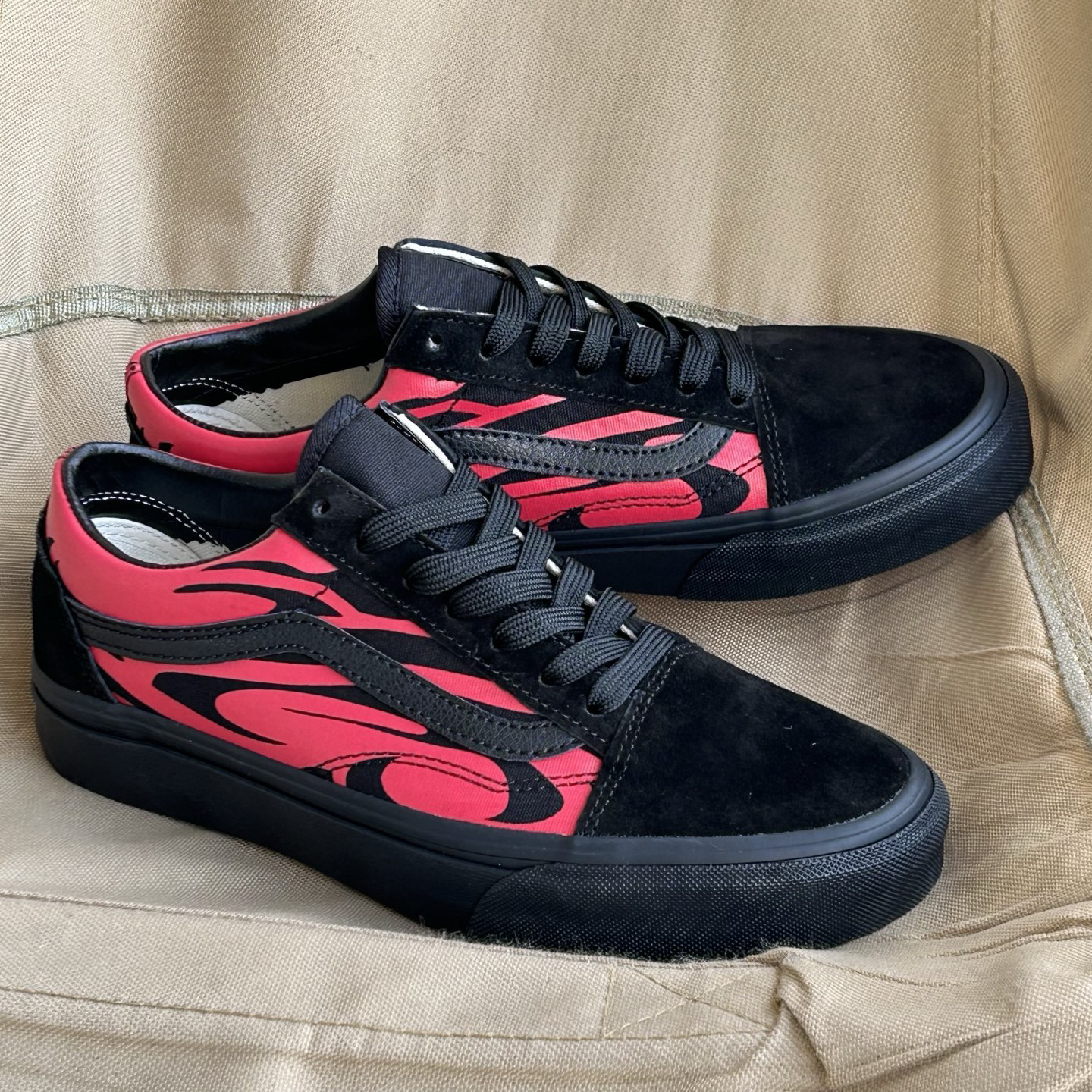 Vans Old Skool Flame Low-Top Skate Shoes Black/Red