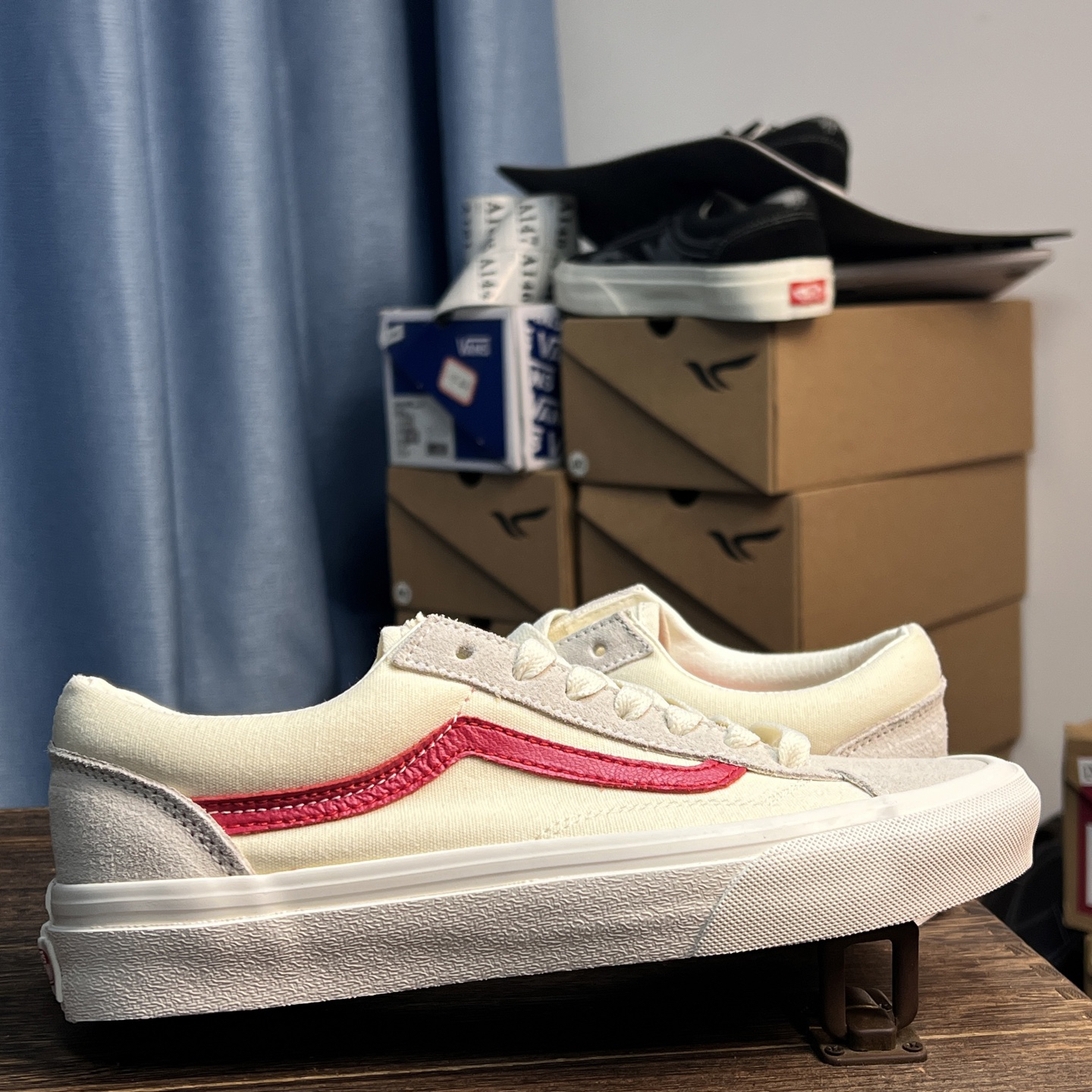 Vans Old Skool 36 Classic Skate Shoes Red/Off-White