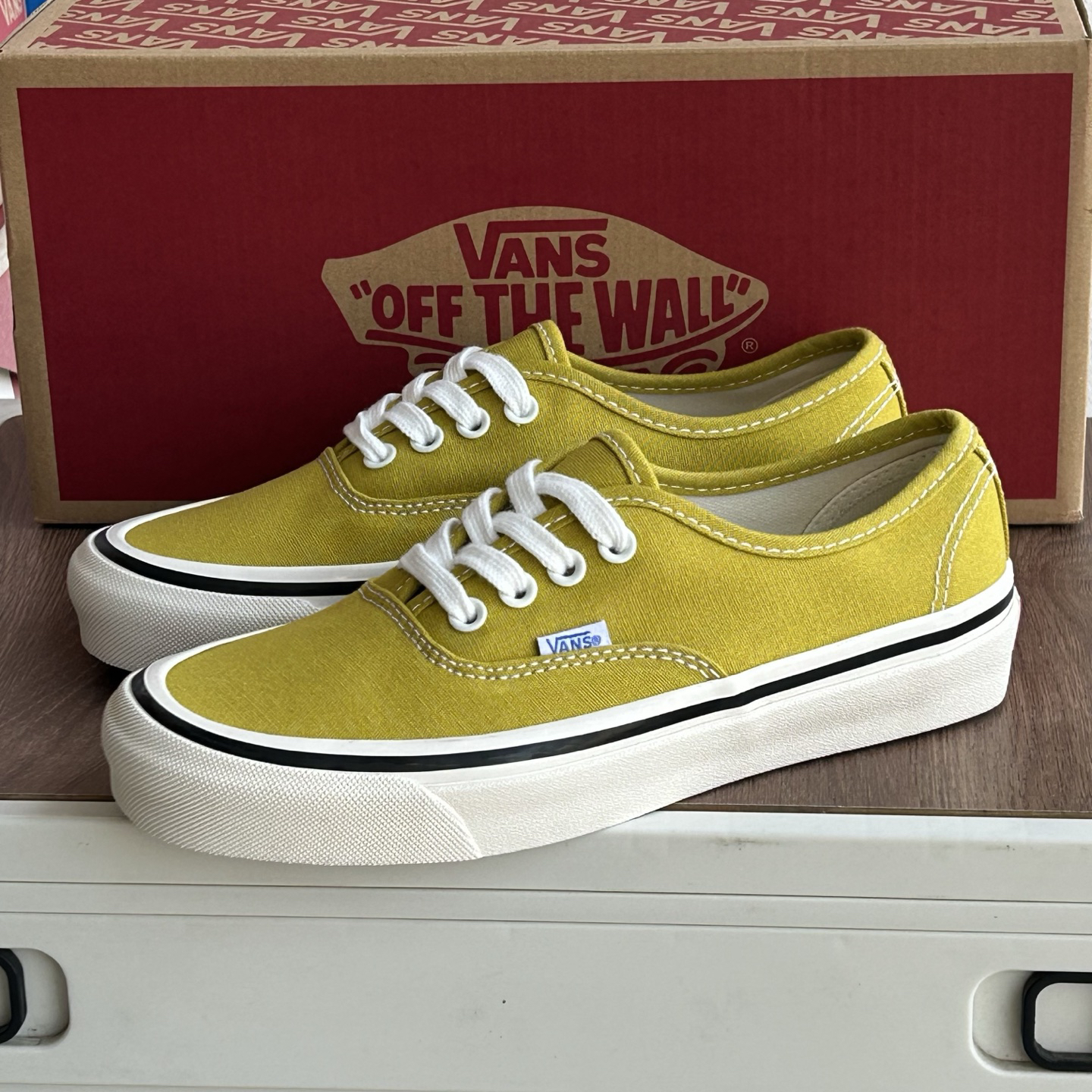 Vans Authentic 44 Dx Low-Top Skate Shoes Mustard Yellow