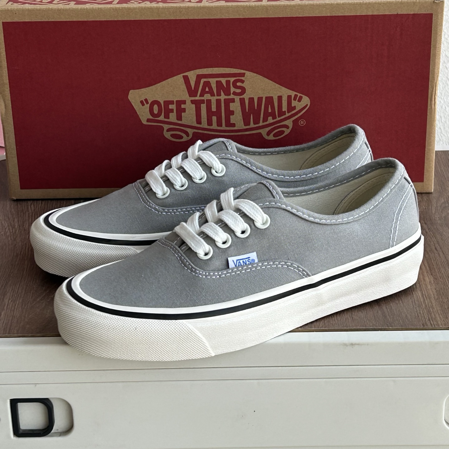 Vans Authentic 44 DX Low-Top Skate Shoes Fog Gray
