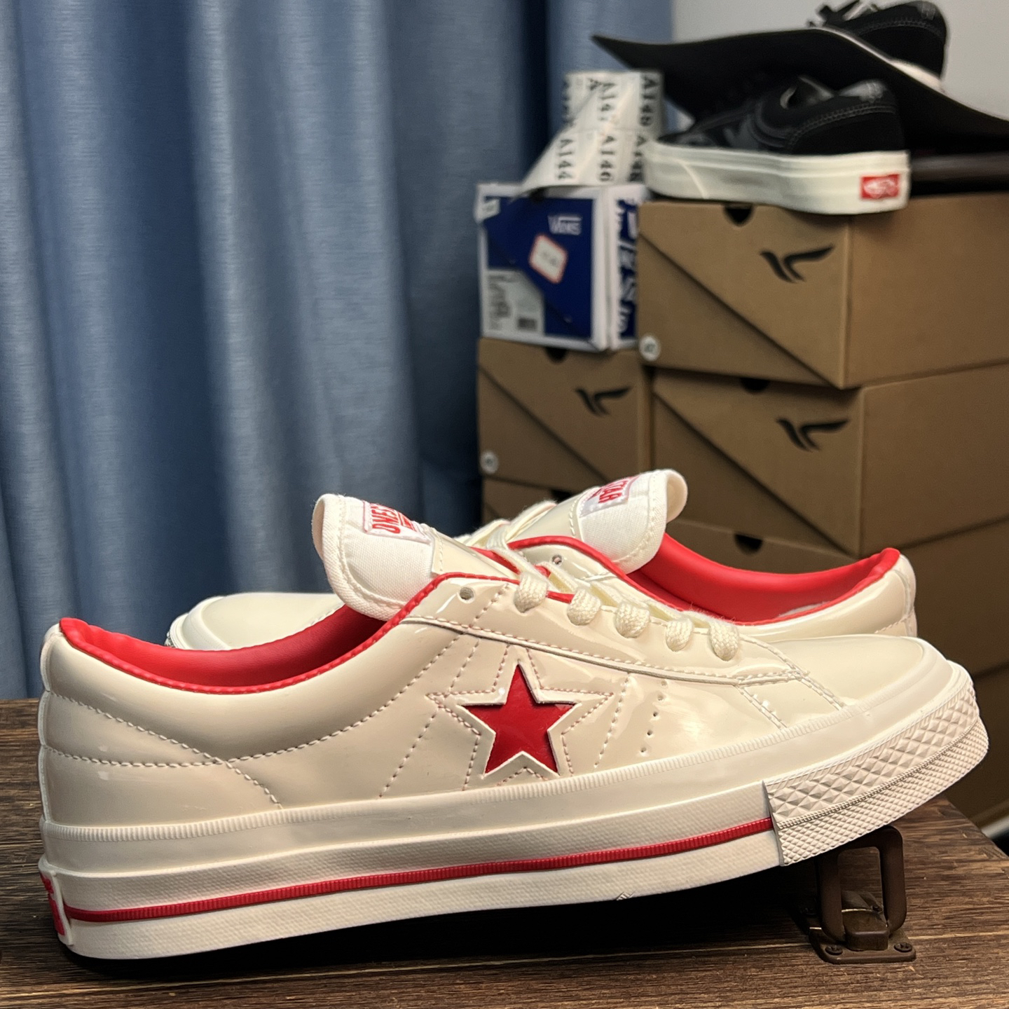Converse One Star Patent Leather Low-Top White/Red