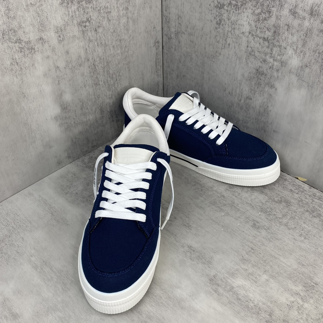 Off-White Low Vulcanized Canvas Sneakers Navy