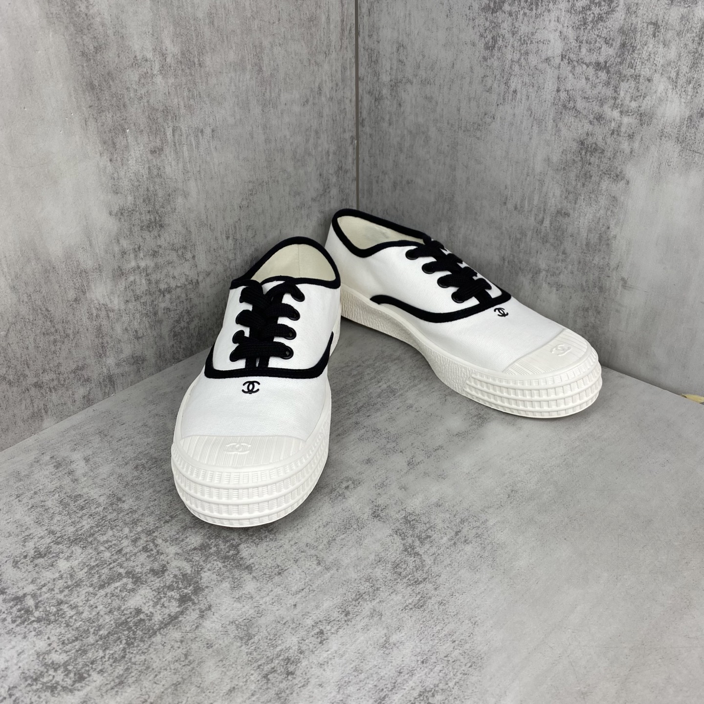 Chanel Vintage Canvas Sneakers Black/White