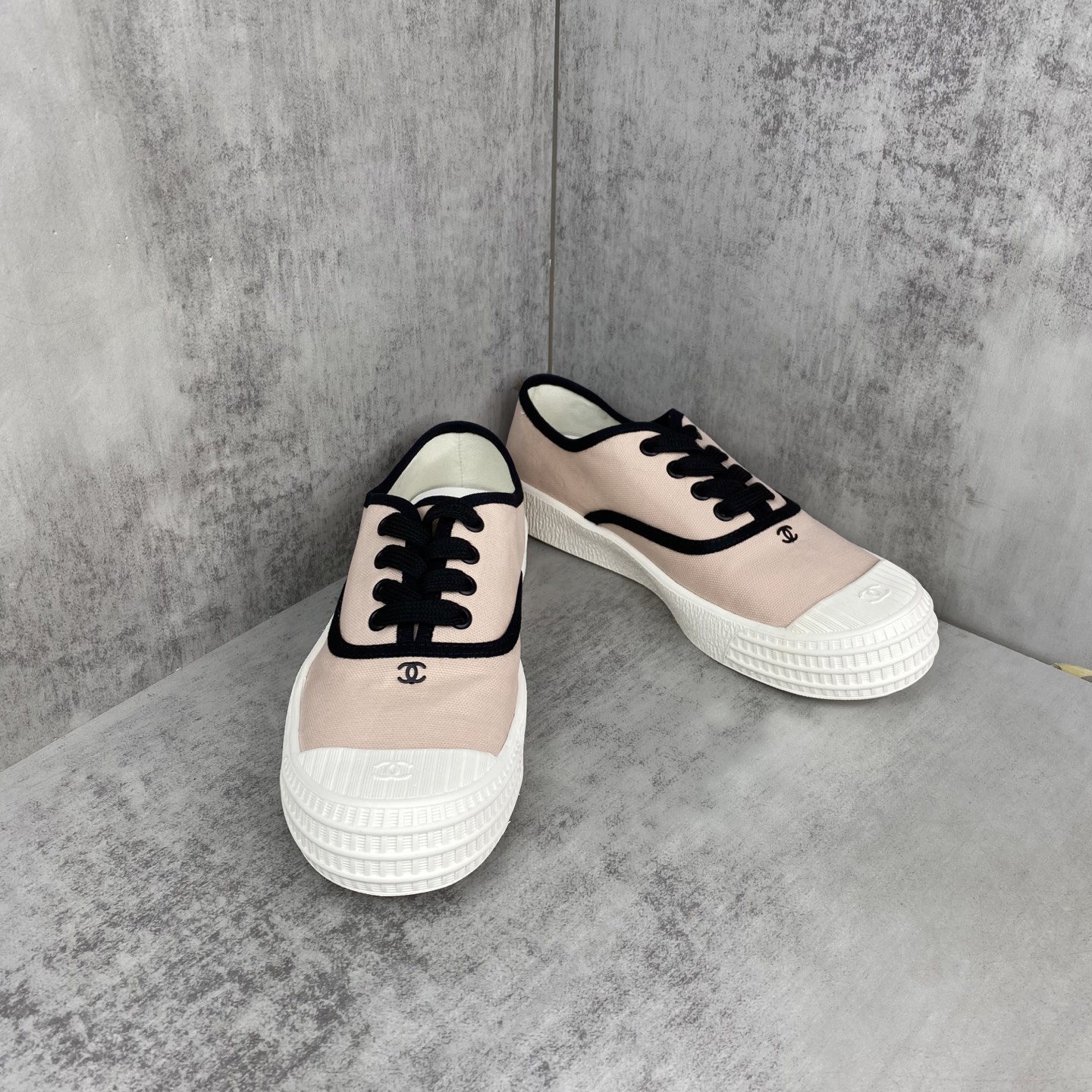 Chanel Vintage Canvas Sneakers Pink