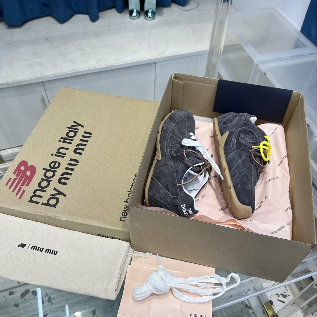 Miu Miu x New Balance 530 Sneakers Dark Gray