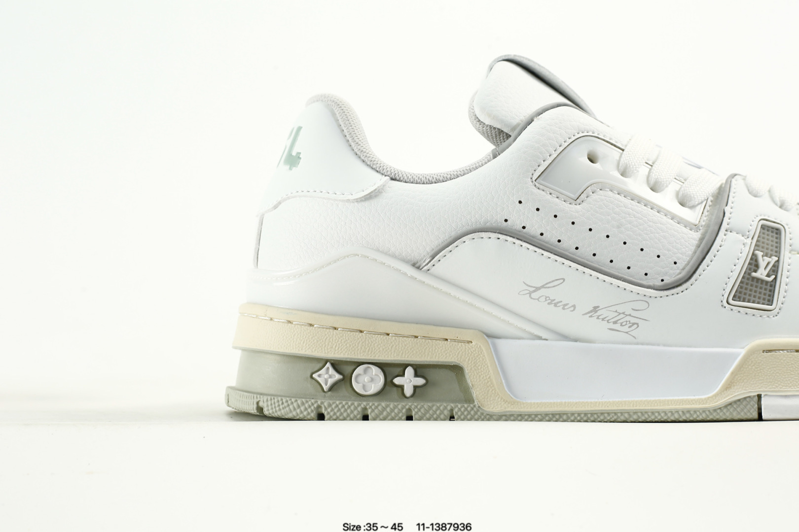 Louis Vuitton Trainer Low Sneaker White