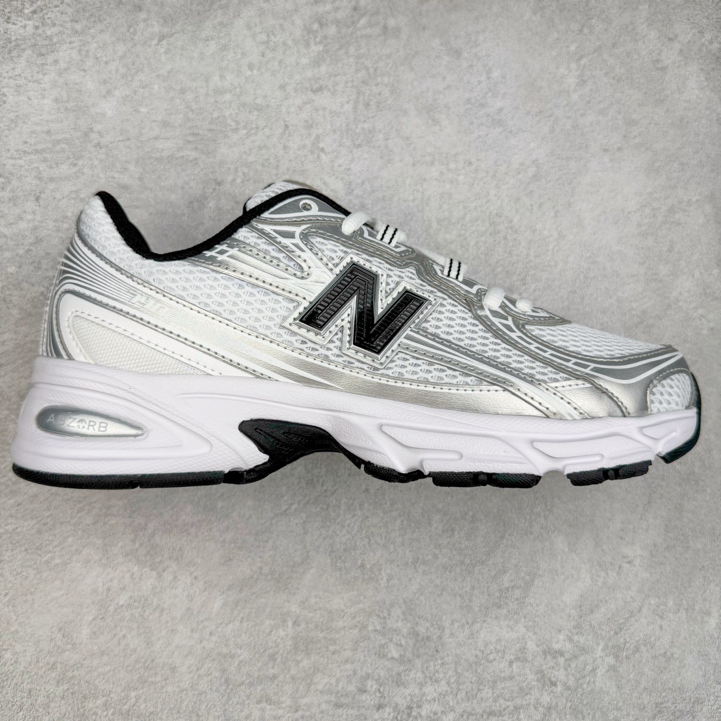 New Balance MR740 Retro Dad Sneaker Gray