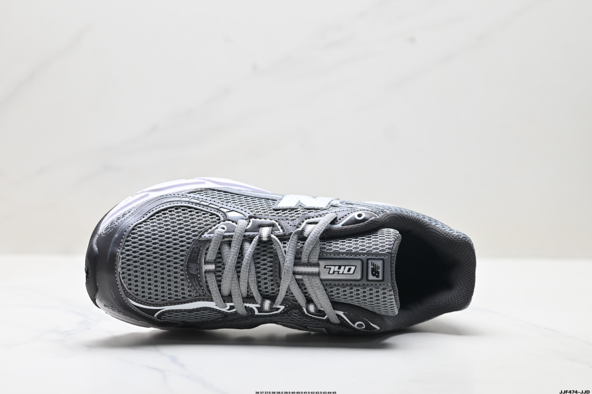 New Balance 740 Retro Runner Grey