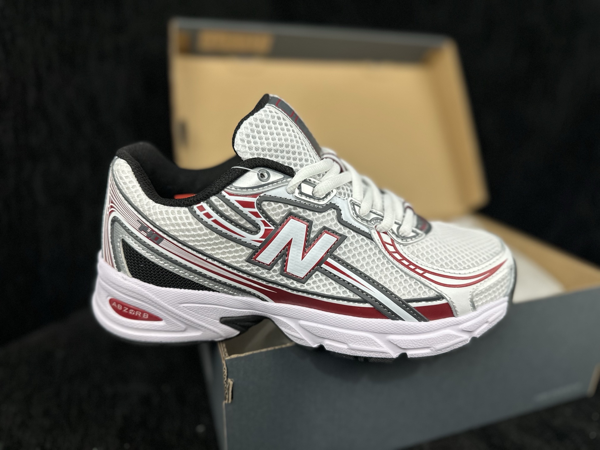 New Balance 740 Retro Runner Multicolor