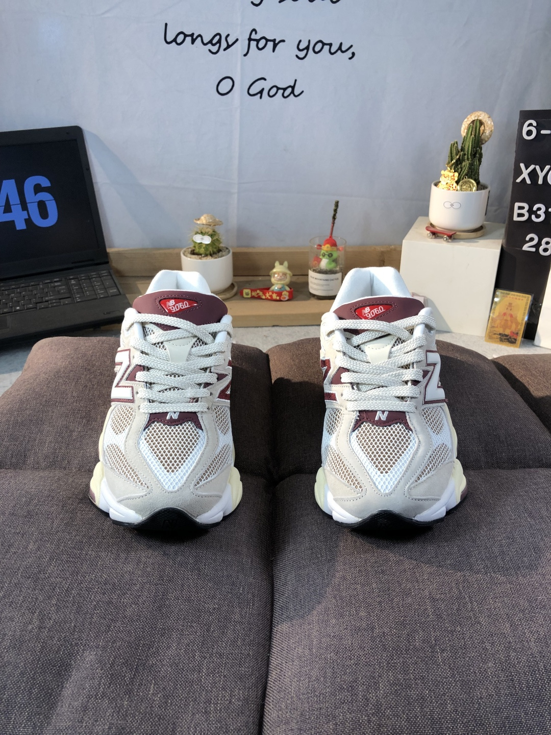 New Balance 9060 Dad Sneaker Grey Wine Red