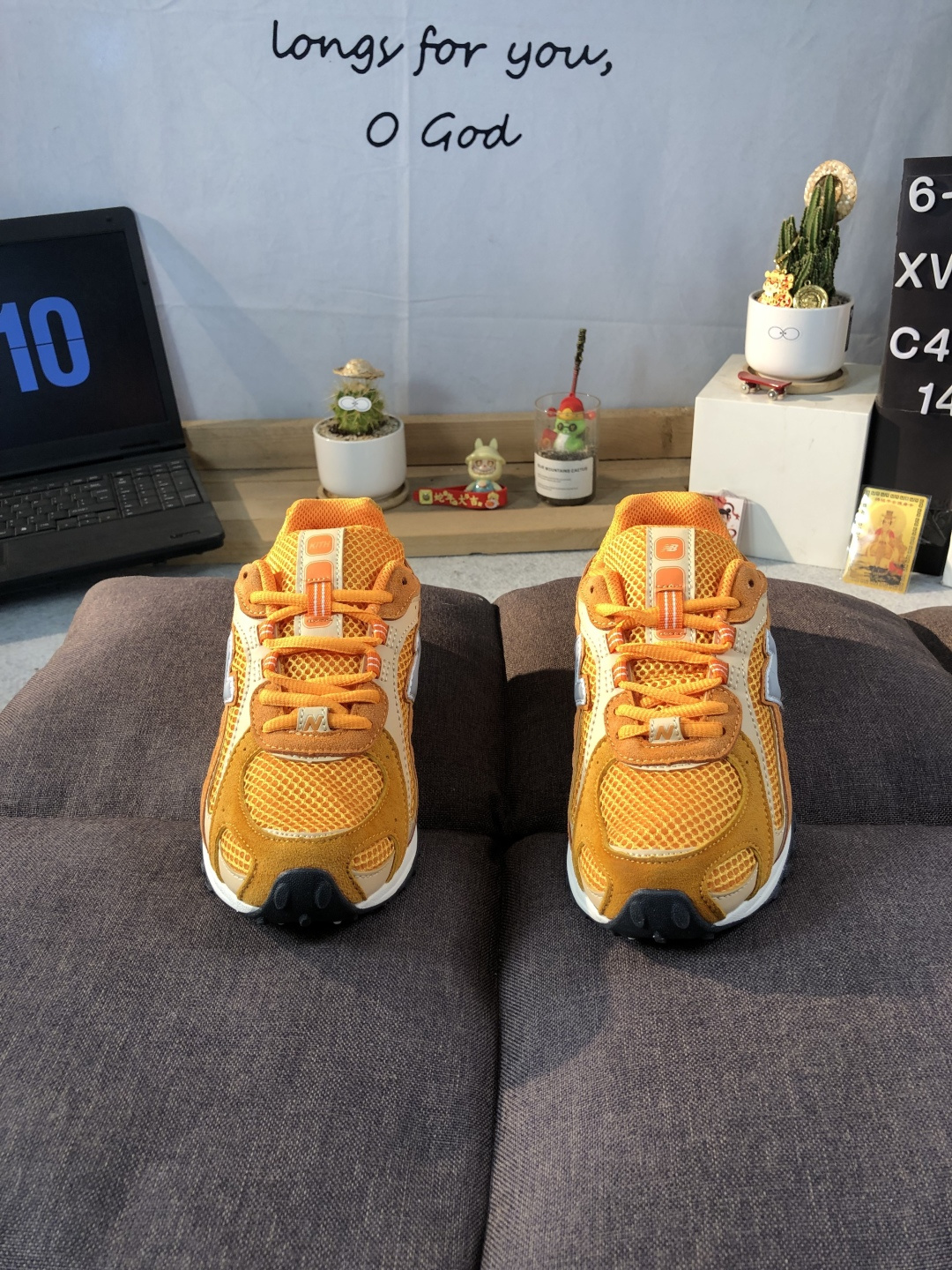New Balance 204 Dad Sneakers Orange
