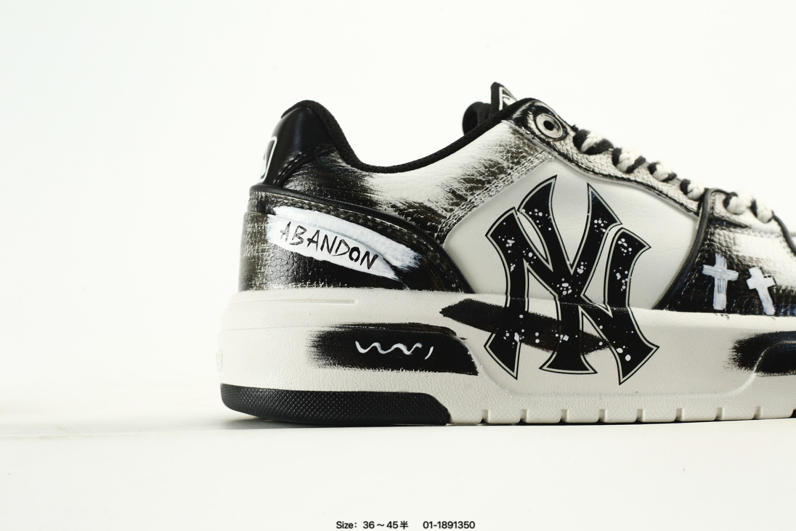 MLB NY Graffiti Dad Sneakers Black/White