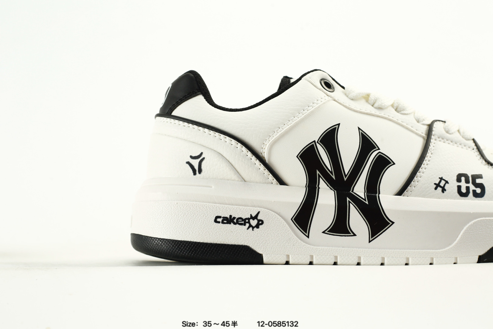 MLB Big Ball Chunky A Sneakers White/Black