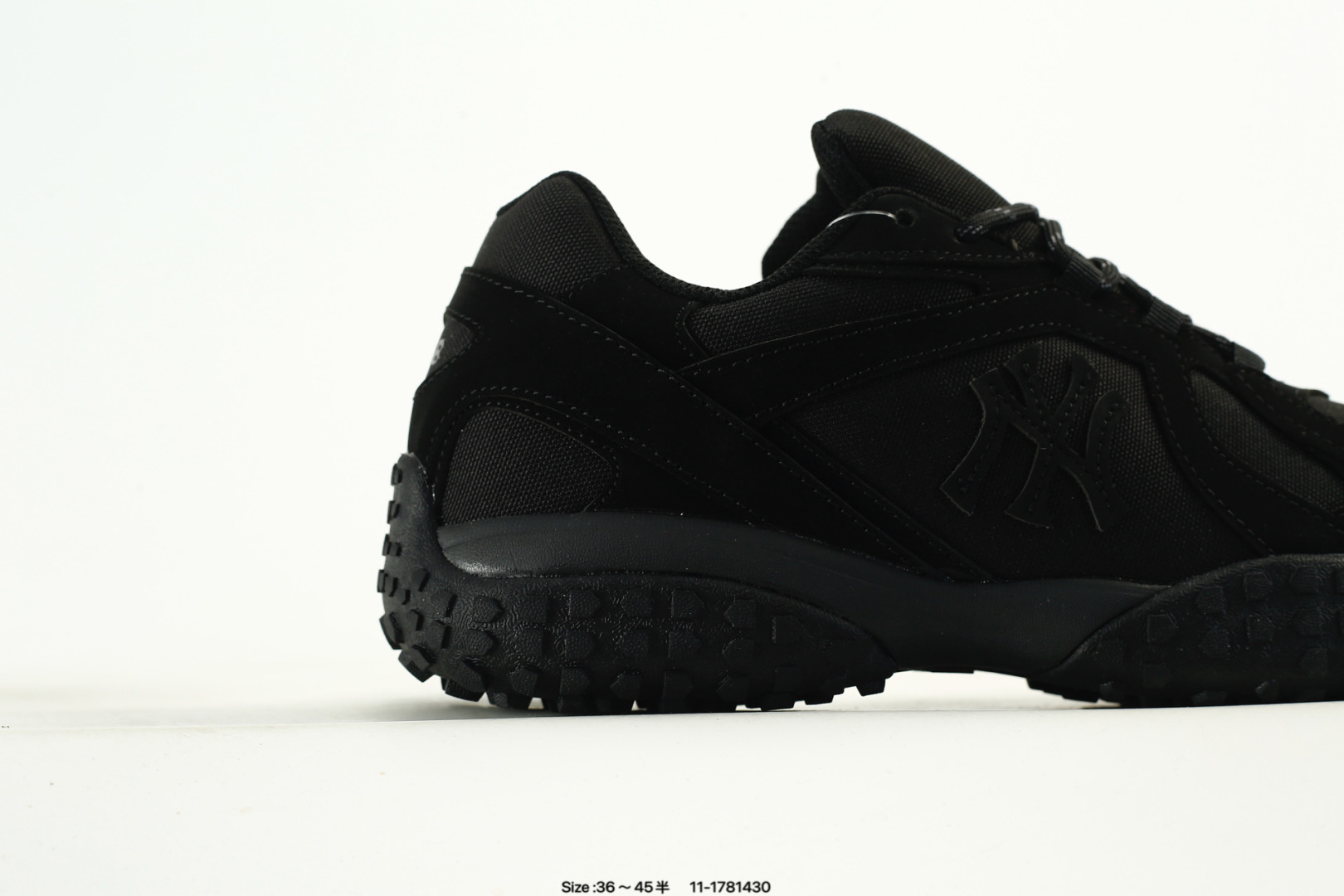 MLB Retro Lightweight Couple Sneakers Black