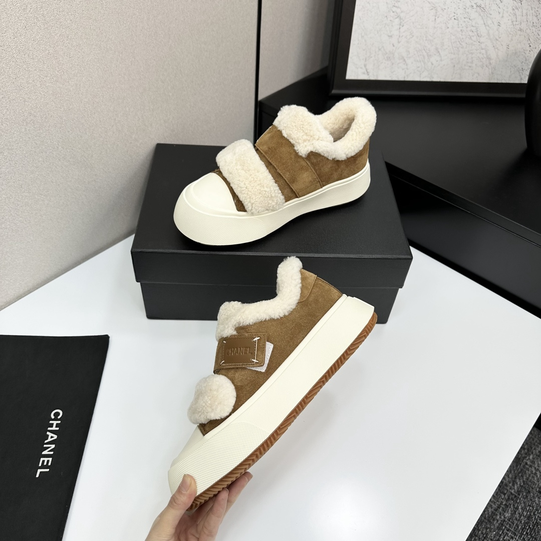 Chanel Shearling-Trim Slip-On Sneakers Brown/White
