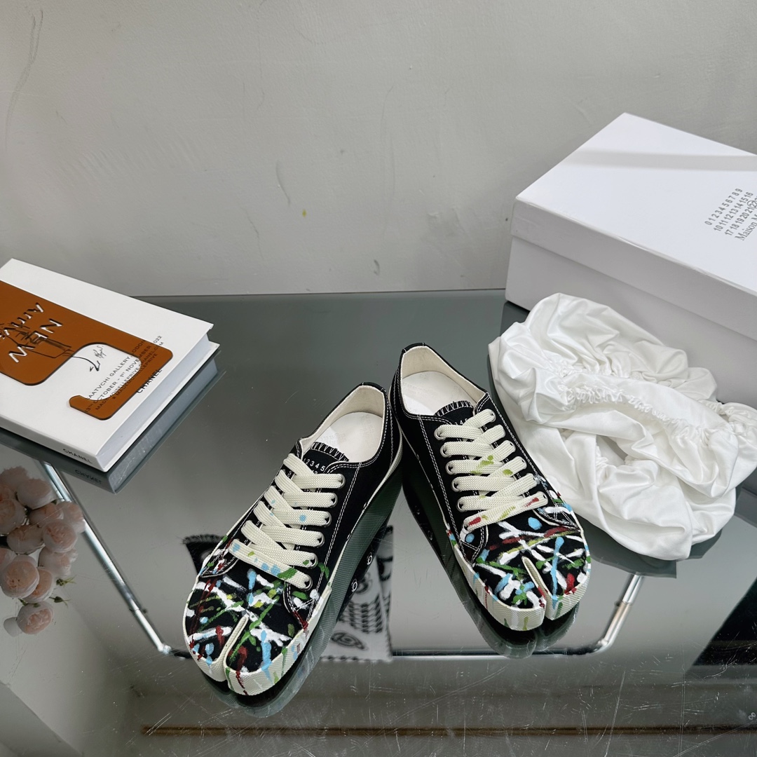 Maison Margiela MM6 Tabi Canvas Sneakers Multi-Color