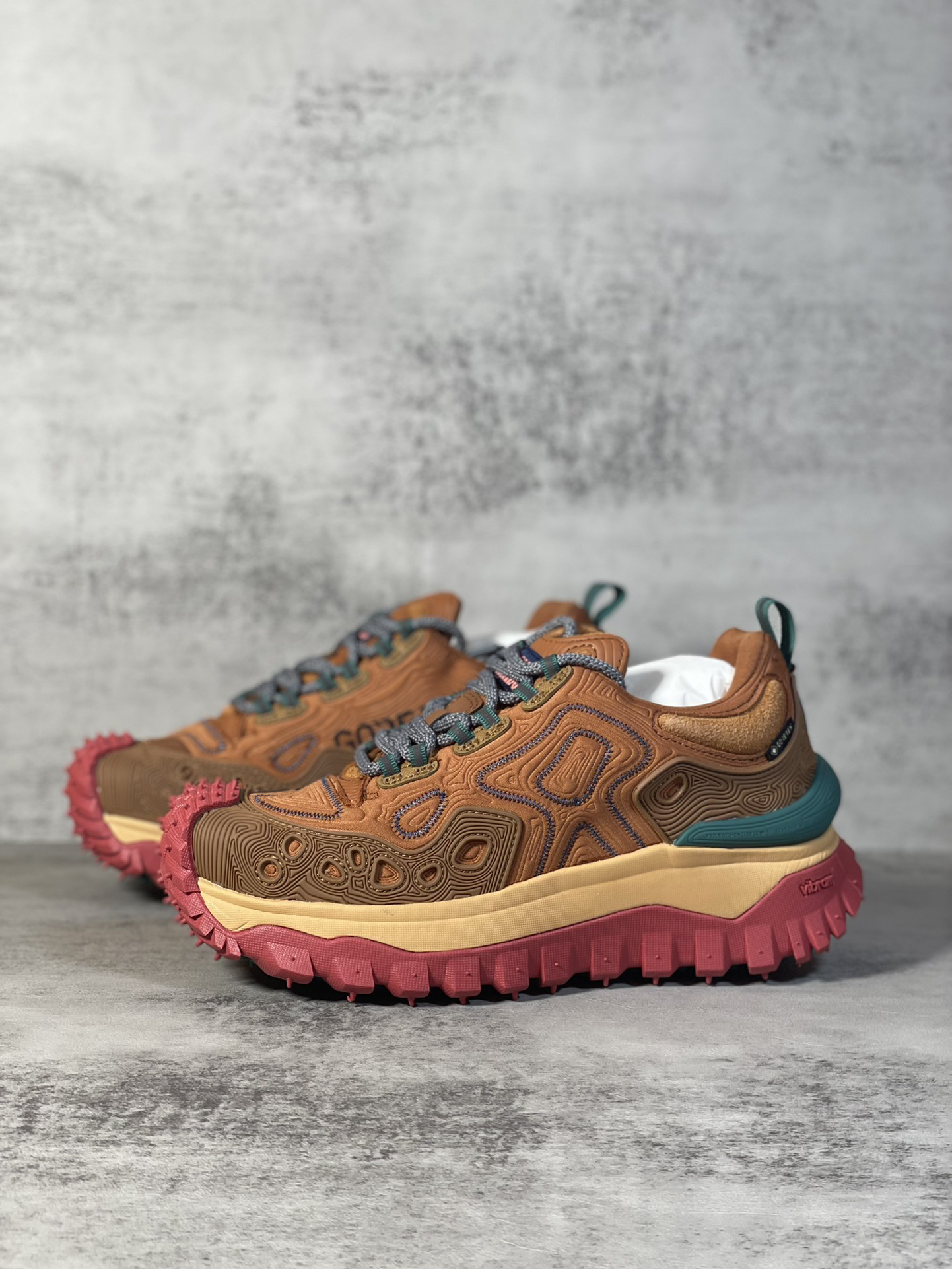 Moncler Trailgrip GTX Sneakers Multicolor