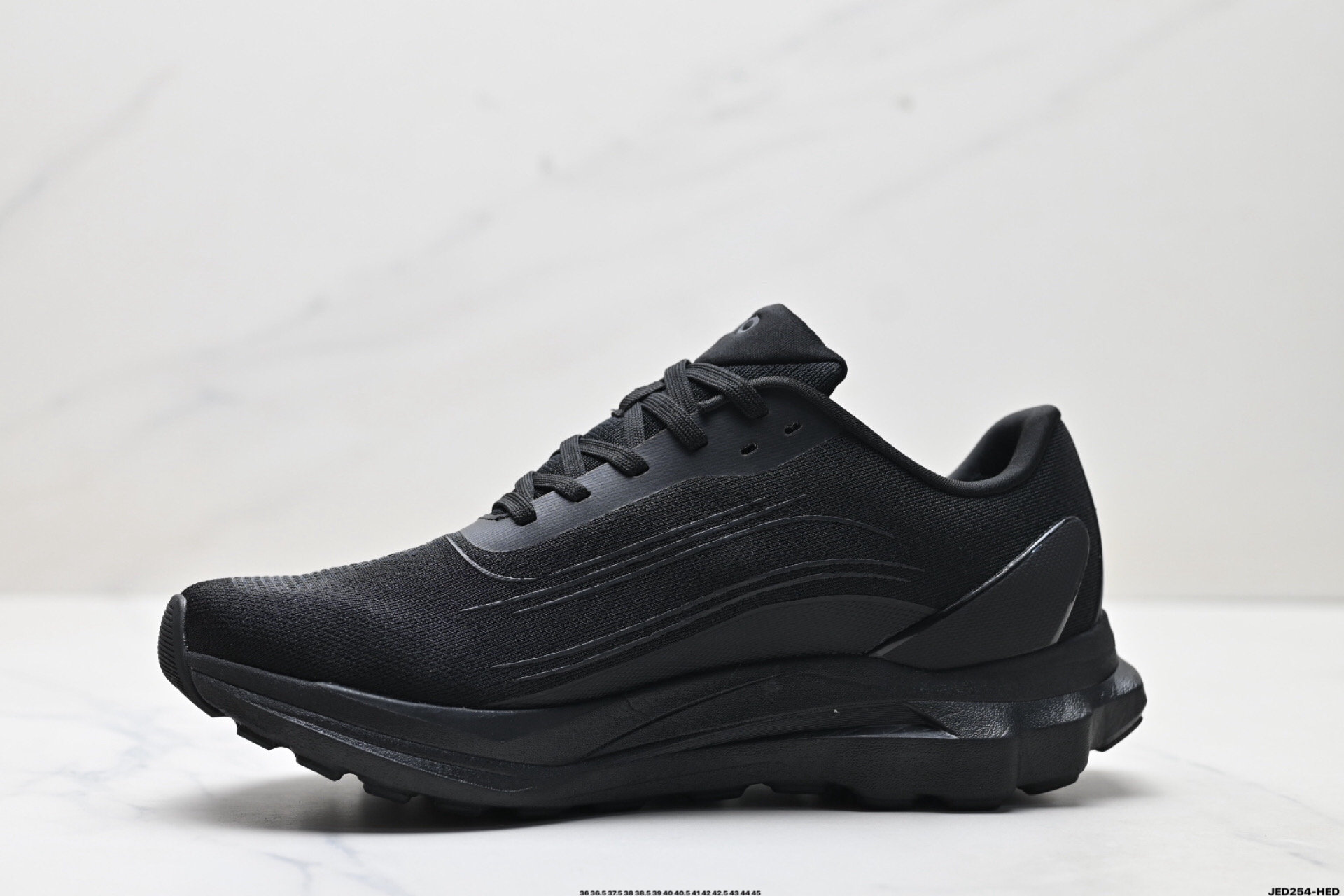 Alo Yoga Runner Low-Top Shoes Black