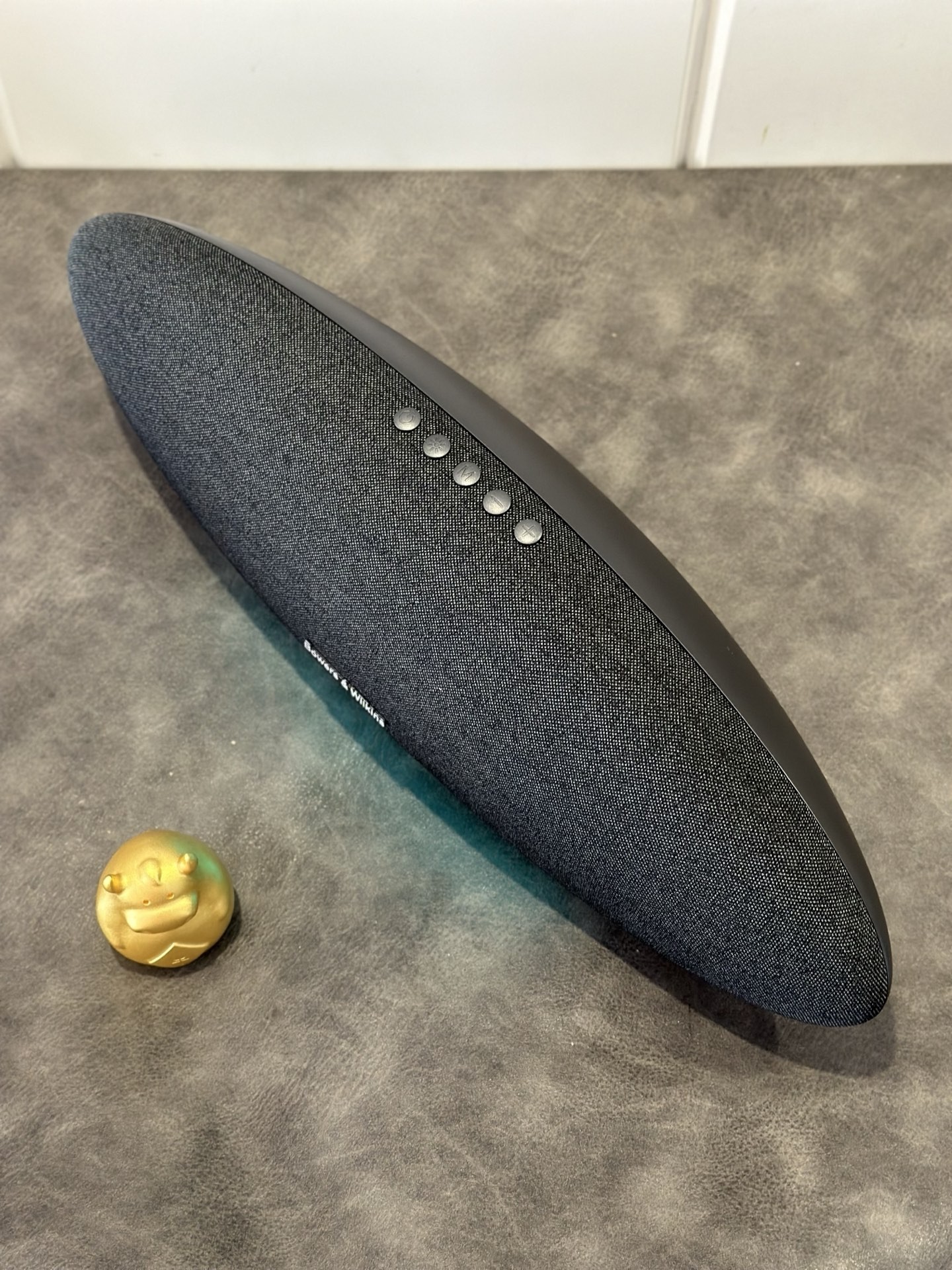 Bowers & Wilkins Zeppelin RGB Speaker Black