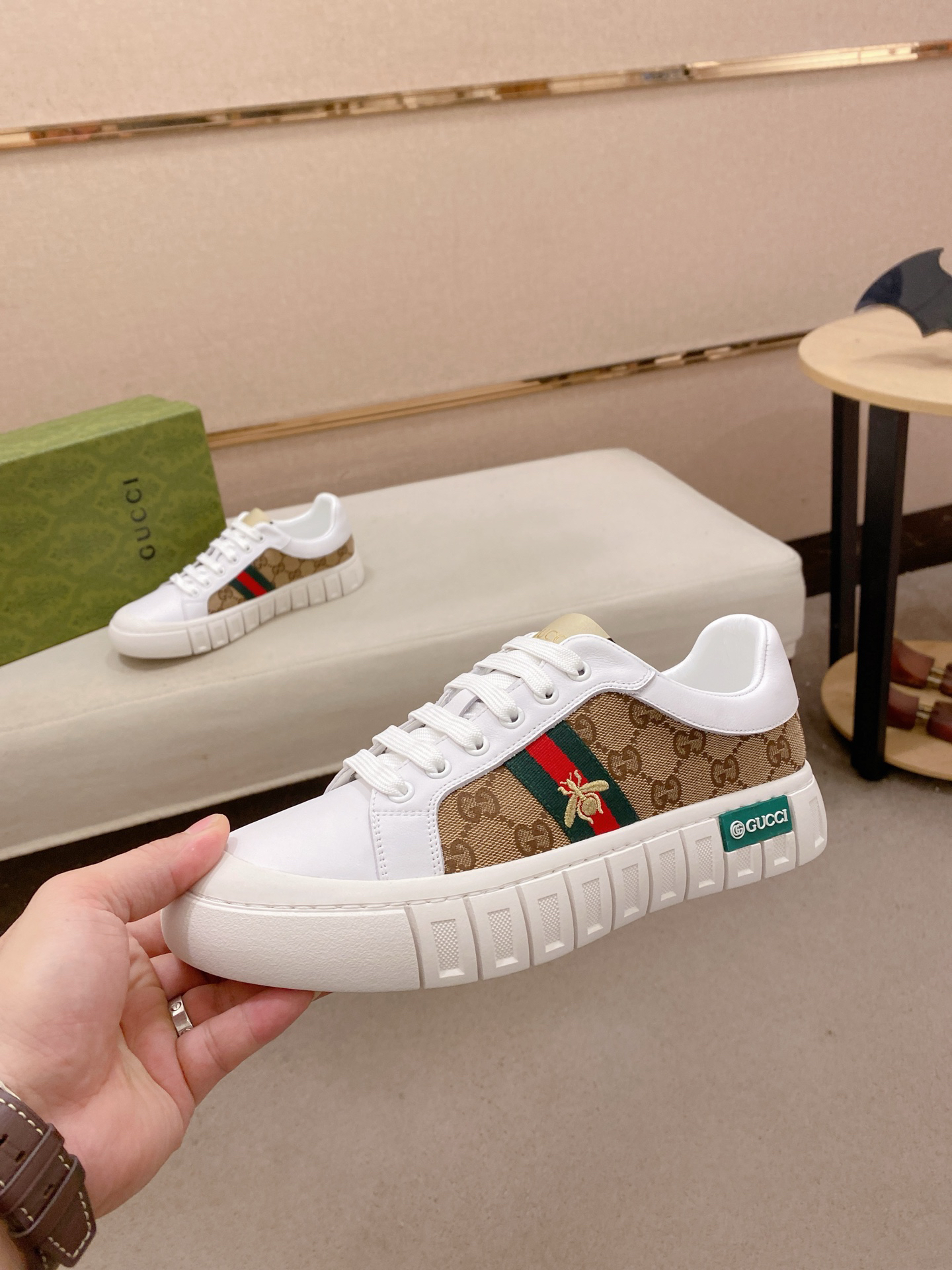 Gucci GG Canvas Bee Low-Top Sneakers White